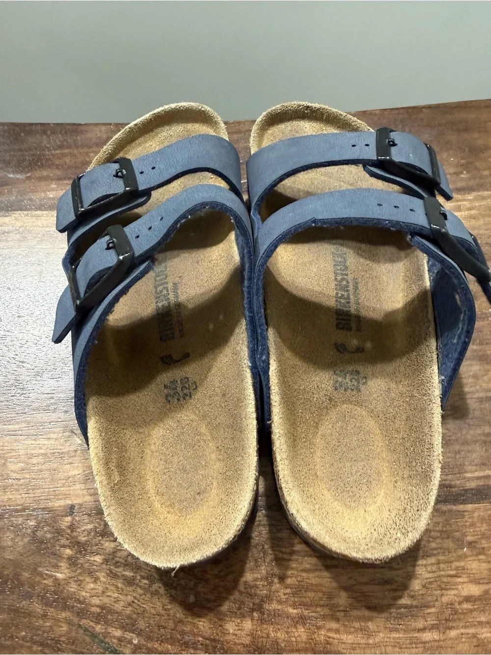 Birkenstock Kids Two-Strap Buckle Sandals in Dark Gray